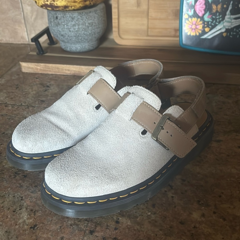 Size 8 doc martens